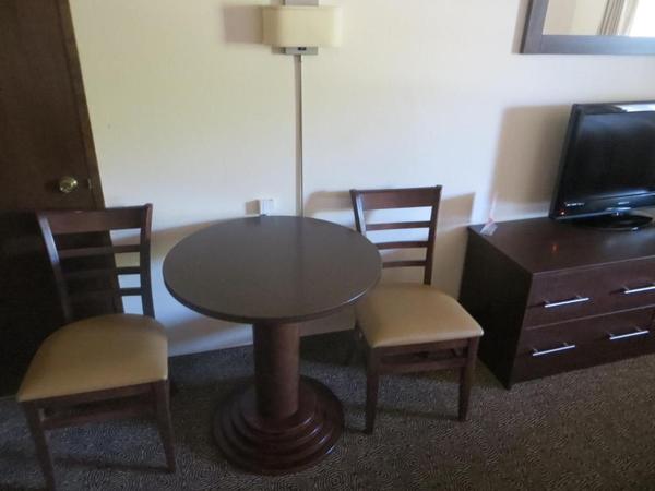 Deluxe King (Non-smoking) Photo 3